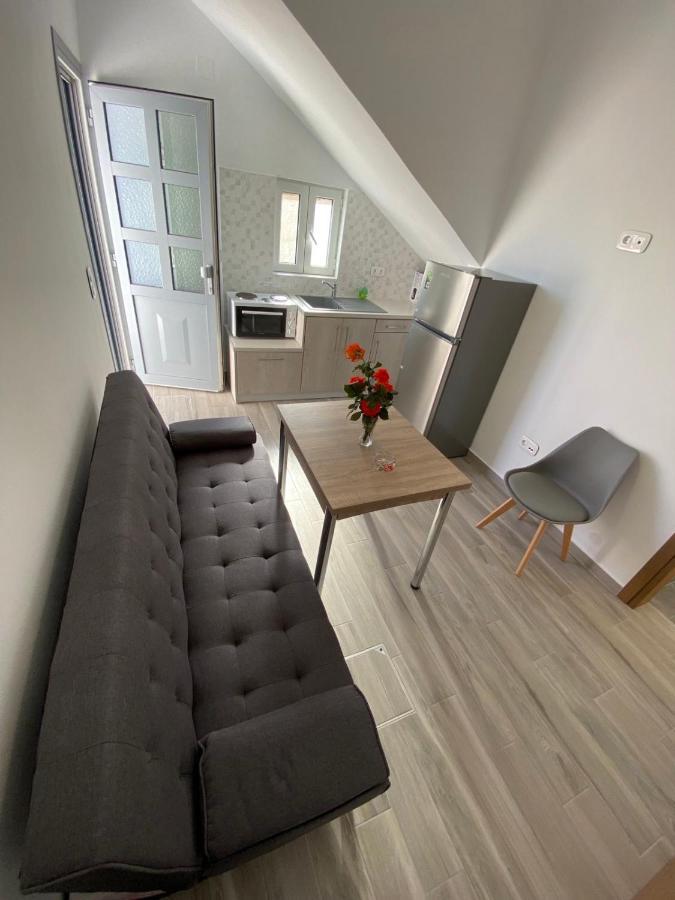 Ninemia Apartment Artemonas Exteriér fotografie